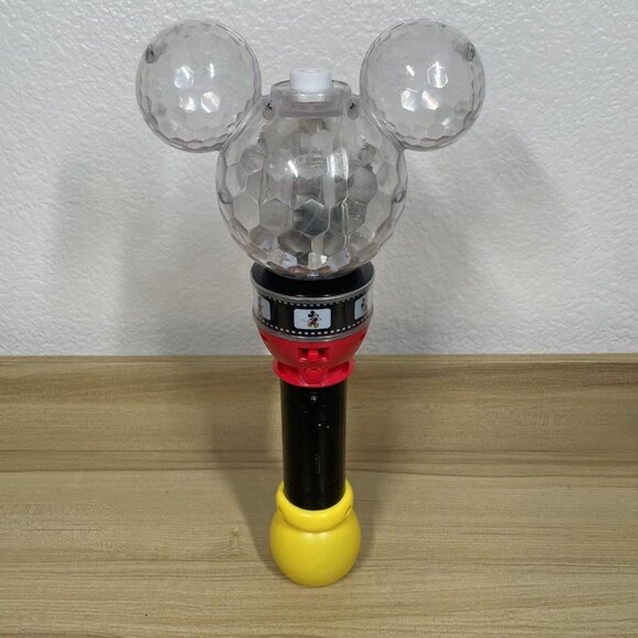 Disney Parks Bubble Wand Mickey Mouse Classic Film Light-Up Multicolor TESTED - Picture 3 of 5
